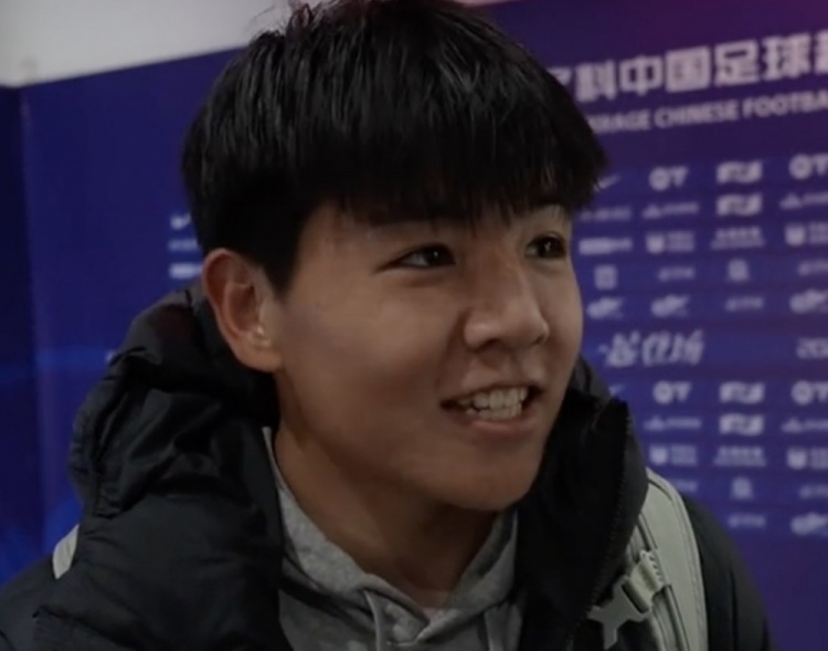 首次入選國足后決定保密，徐彬：希望這次我可以為國足做點什么