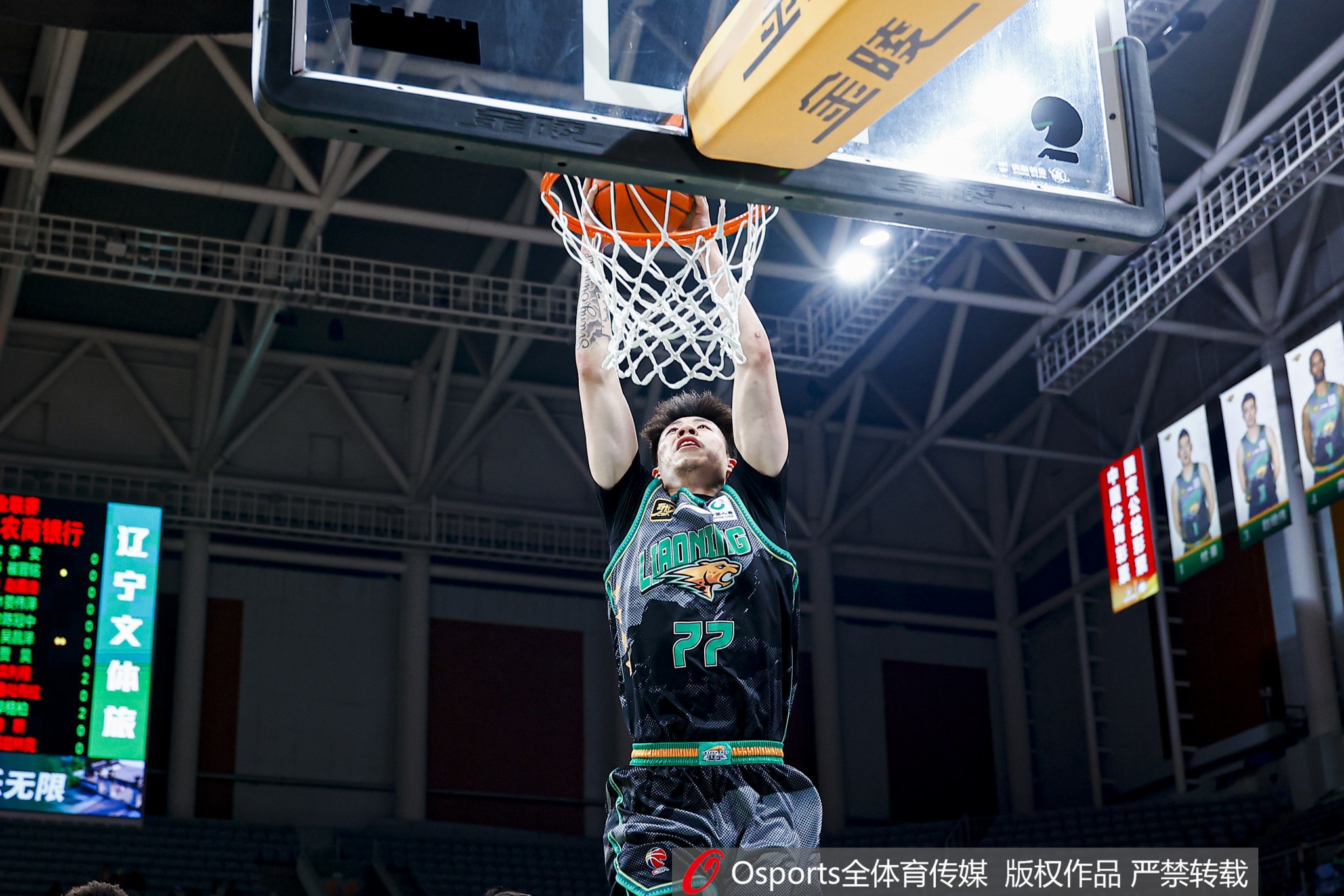 合理且高效！張鎮(zhèn)麟出場24分鐘10中6得12分&送6助攻 正負(fù)值+28